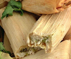 CHICKEN-GREEN-CHILE-TAMALES-218
